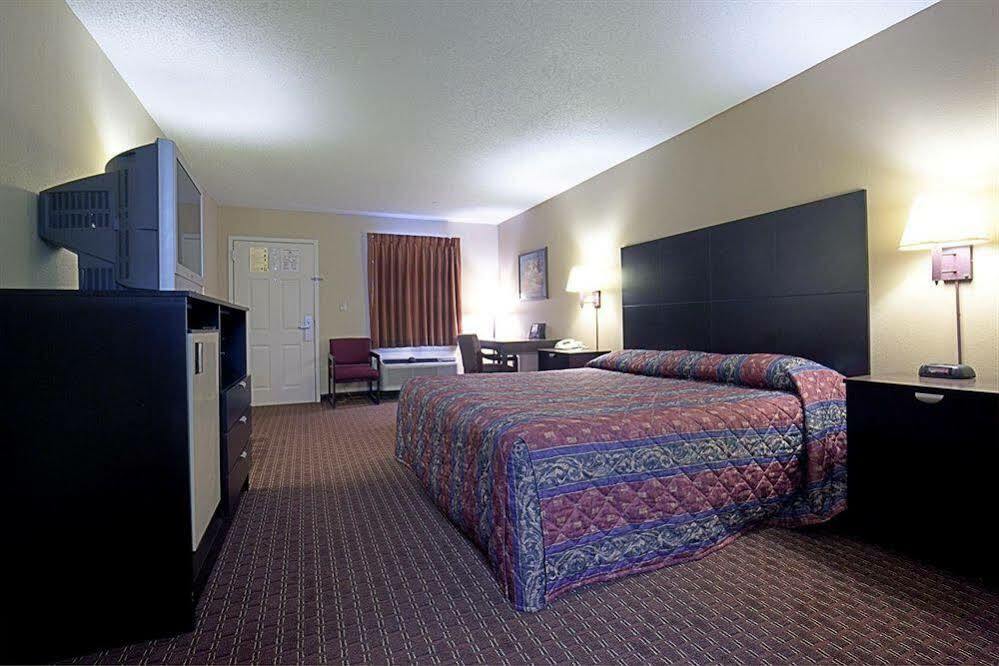 Americas Best Value Inn-Montezuma Eksteriør bilde